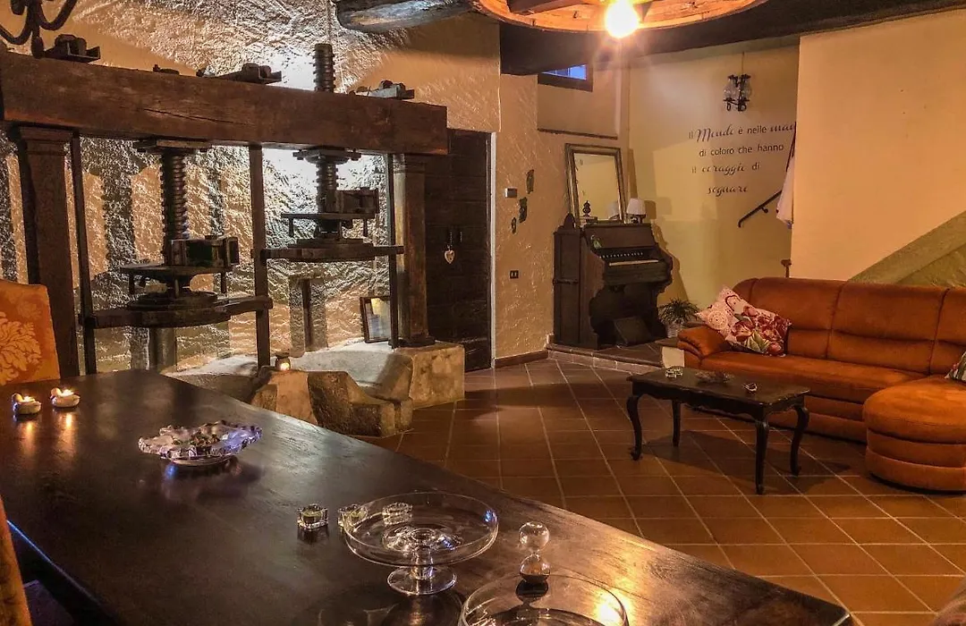 Guest House Antico Frantoio Pietrasanta Affittacamere-1